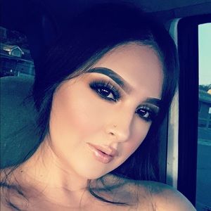 Meet your Posher, Jasmine